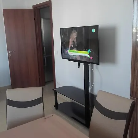 Lägenhet Bella Apartament Năvodari